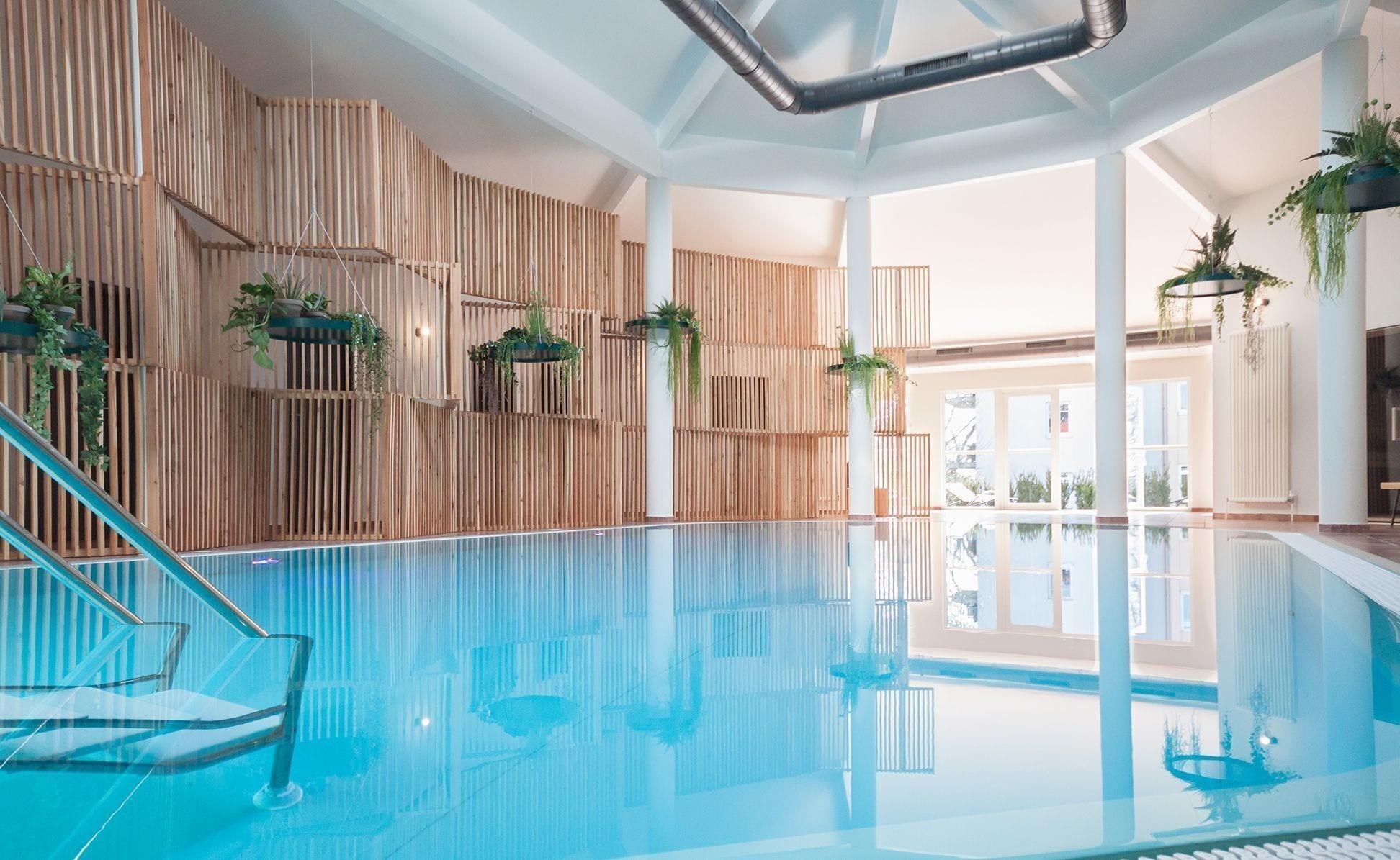 Vista Piscina Hotel Whitman