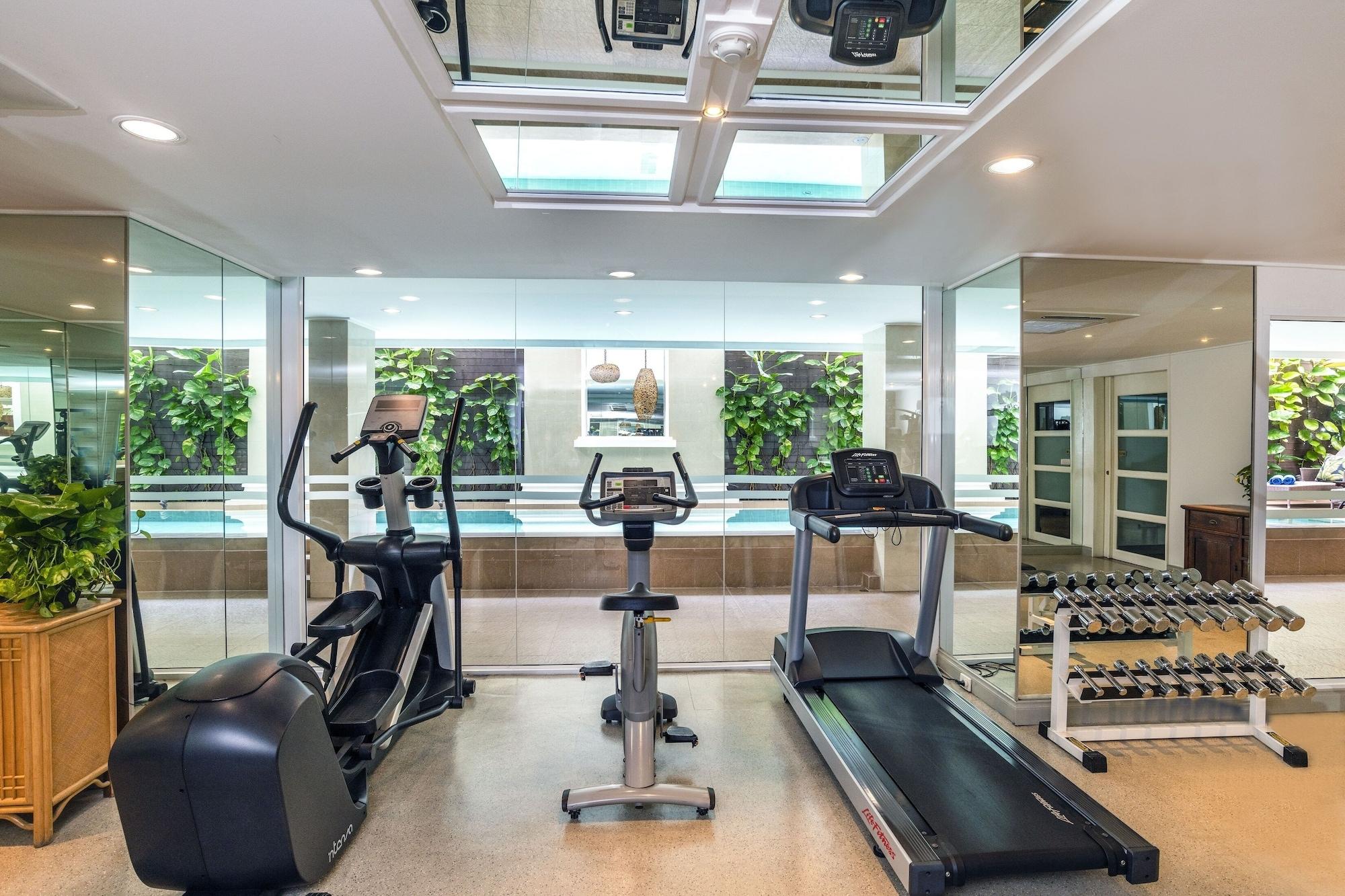 Gimnasio At 21 Saladaeng