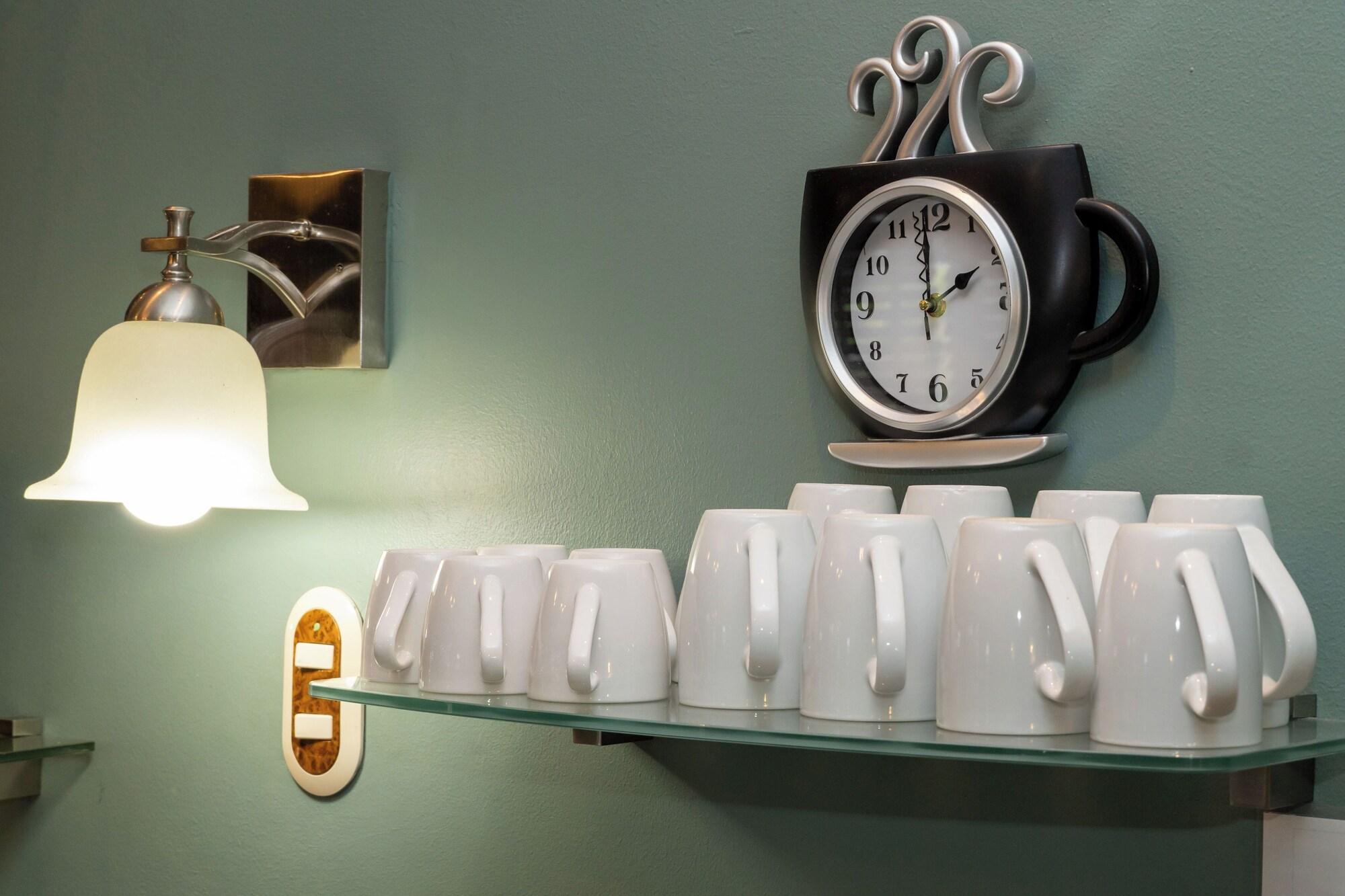 Bar/Salón Culture Crossroads Inn