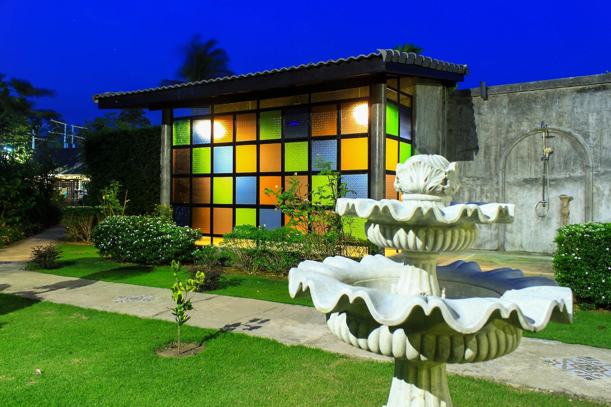 Vista Exterior Perennial Resort