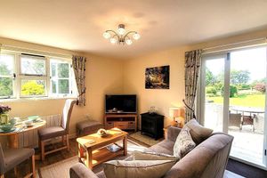Alquiler Vacacional - Couple's Retreat at Wisteria Cottage in West Devon Countryside