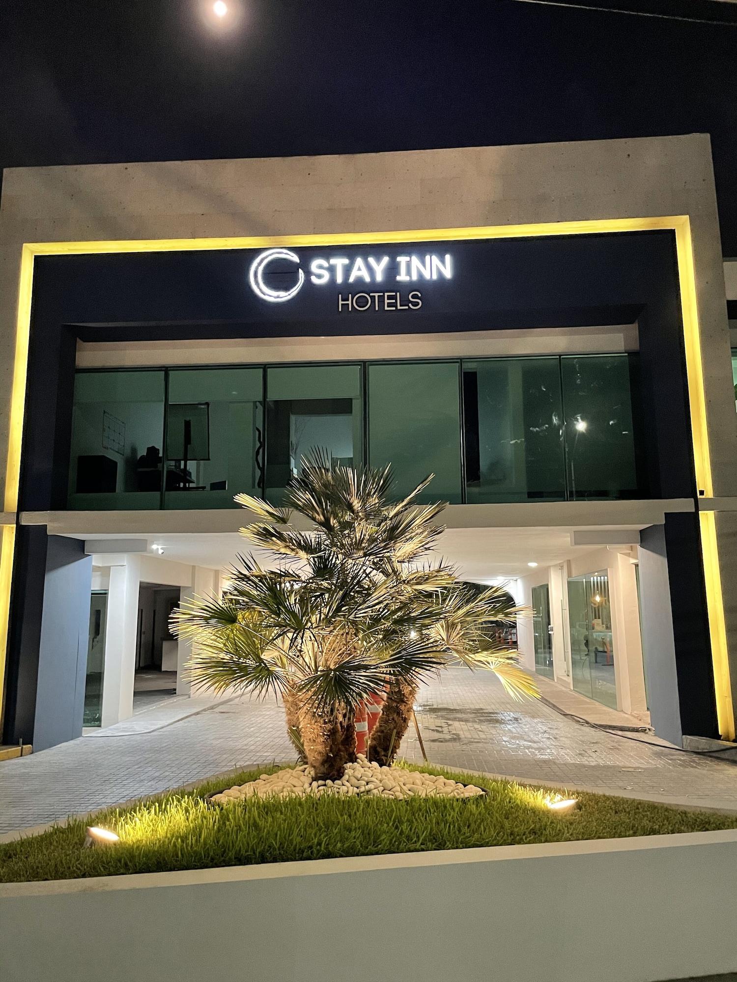Vista Exterior Stay Inn Hotels