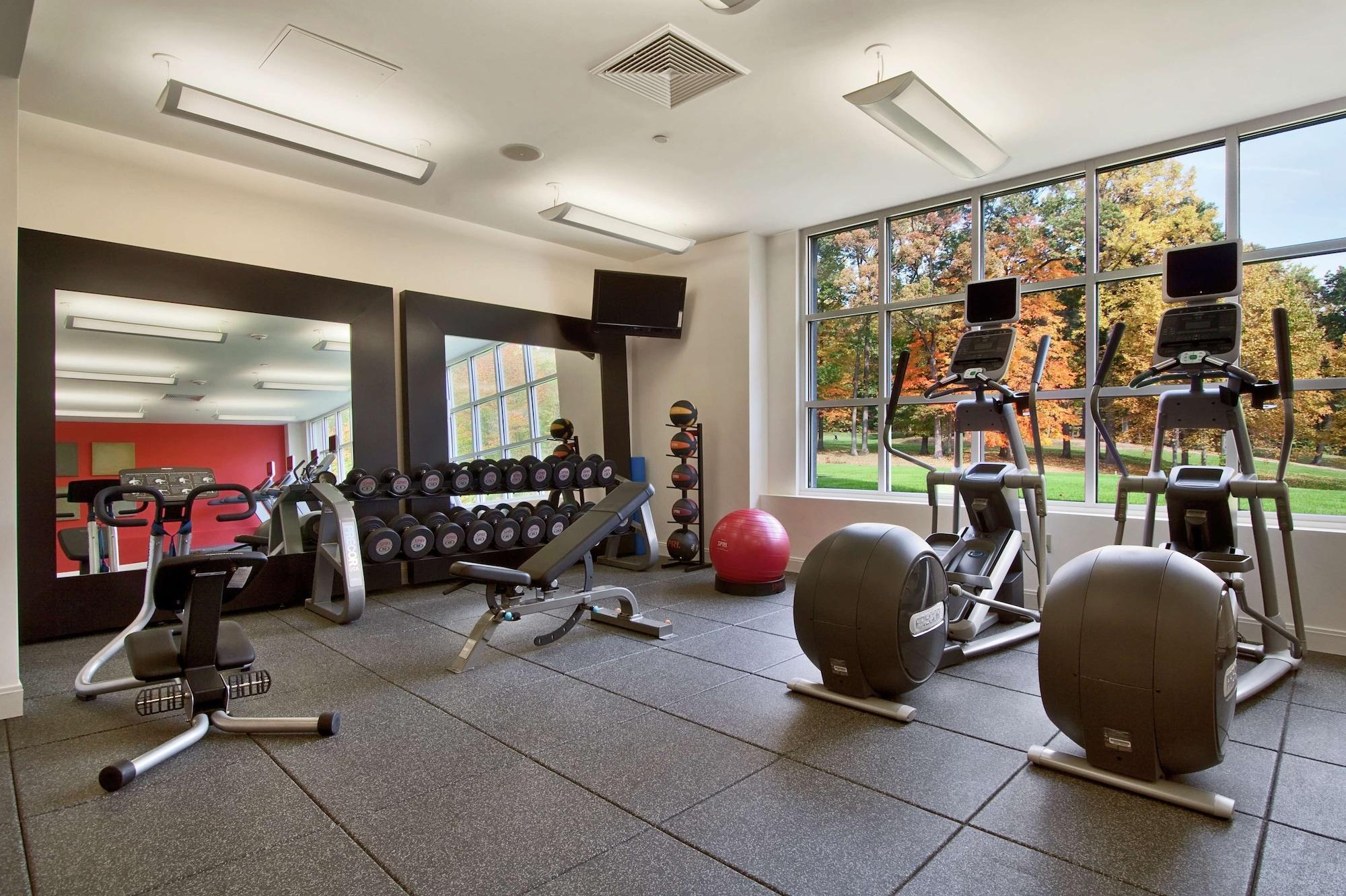 Gimnasio Hilton Pearl River
