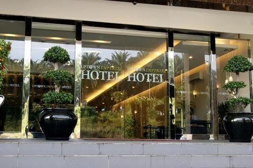 Vista Exterior Uptown Imperial Hotel