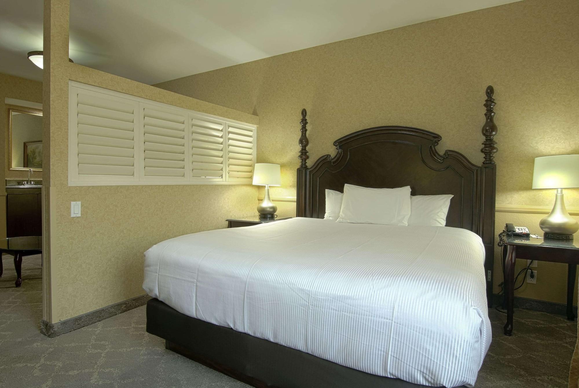 Habitación Azure Hotel & Suites, Trademark Collection by Wyndham