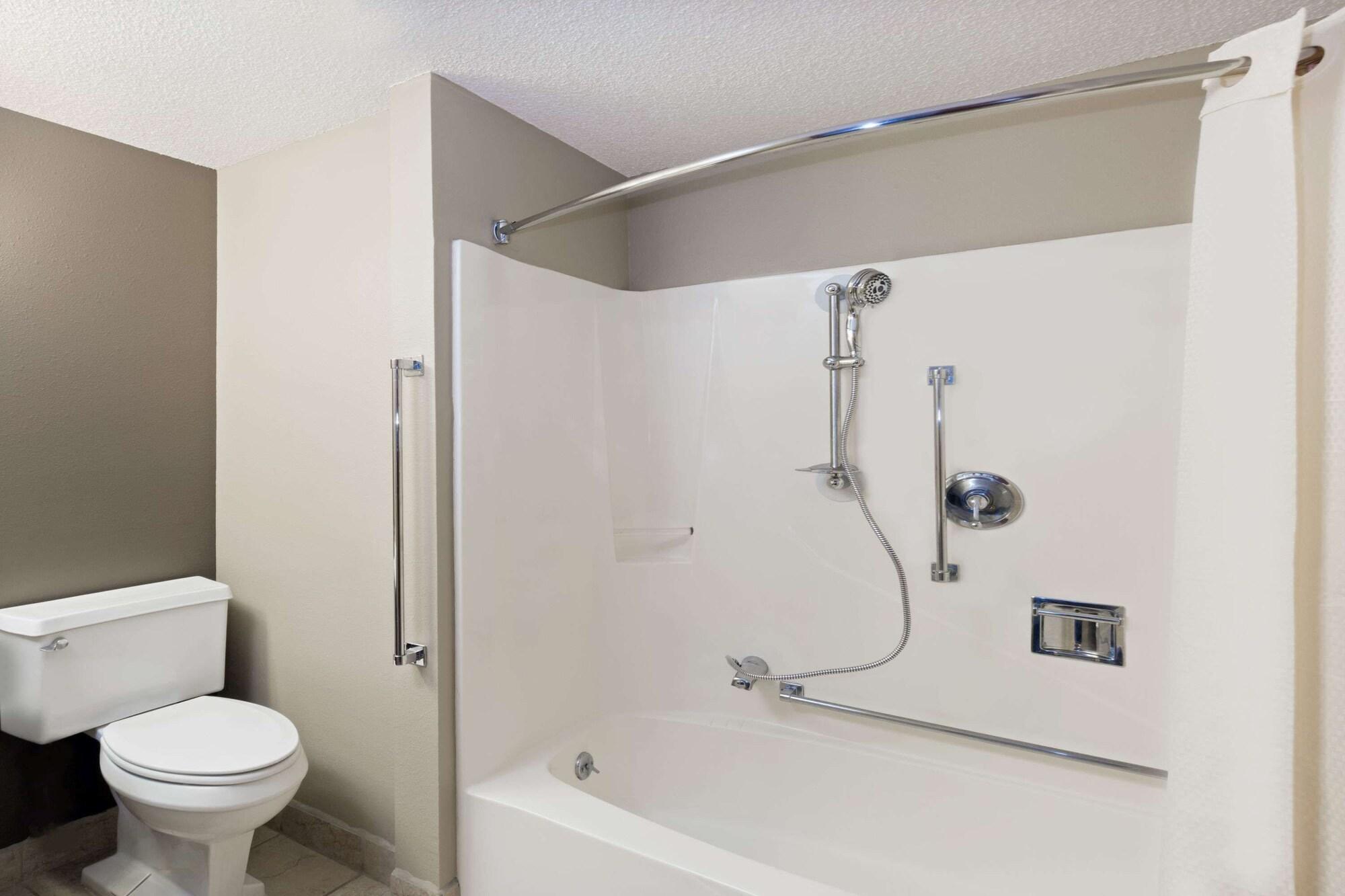 Equipamiento de Habitación Super 8 by Wyndham Carroll