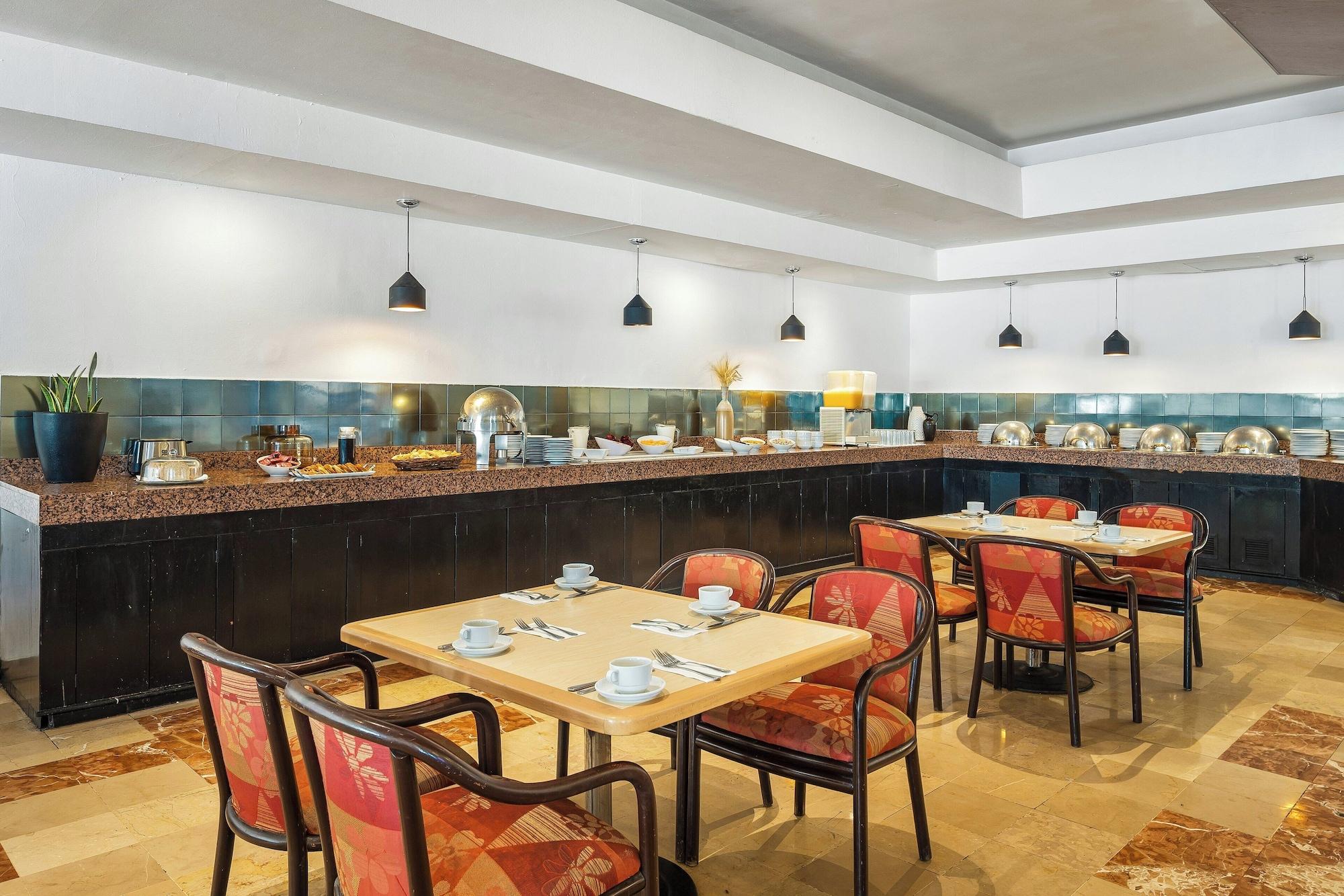 Restaurant Fiesta Inn Express Hermosillo