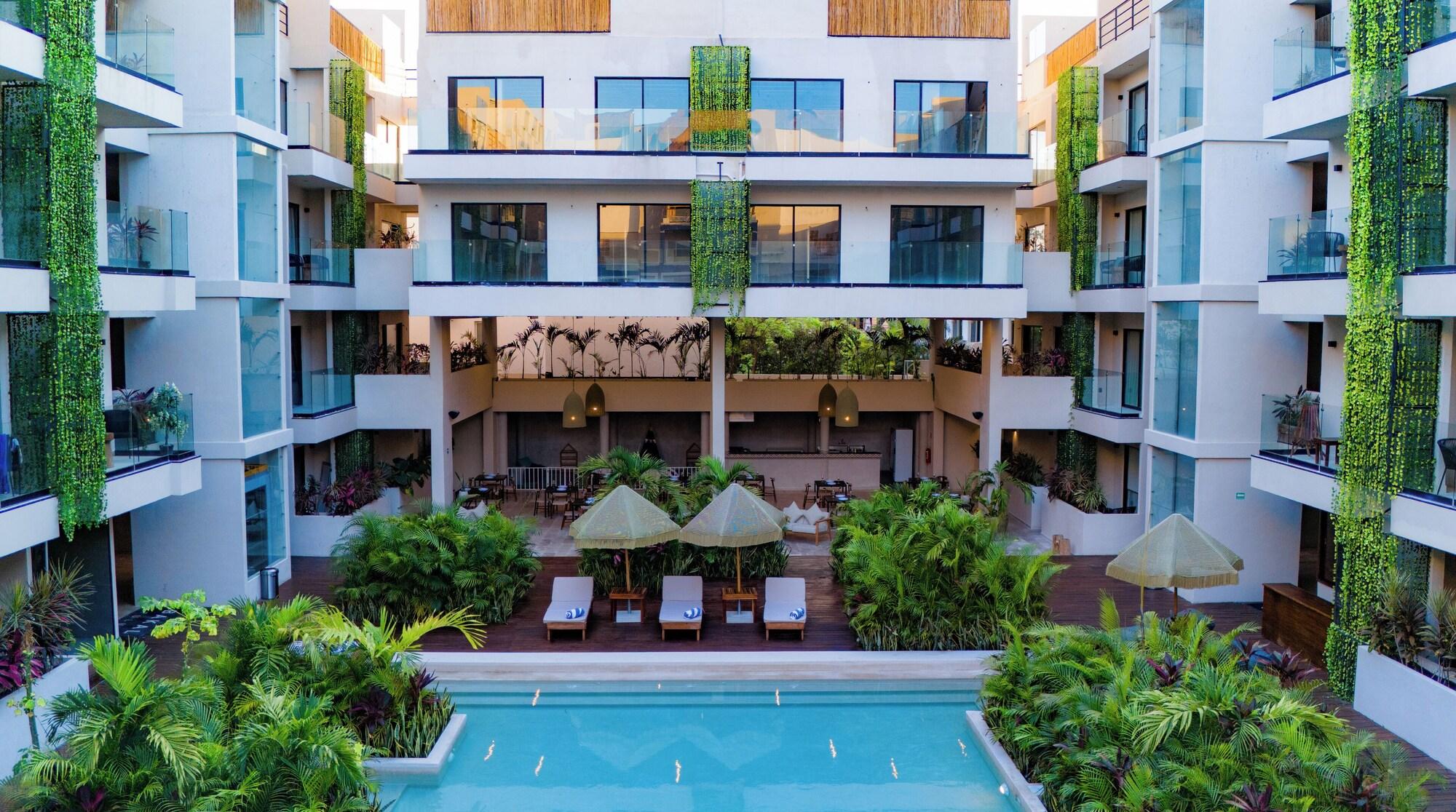 Vista Exterior Bakal Residence By Lockey