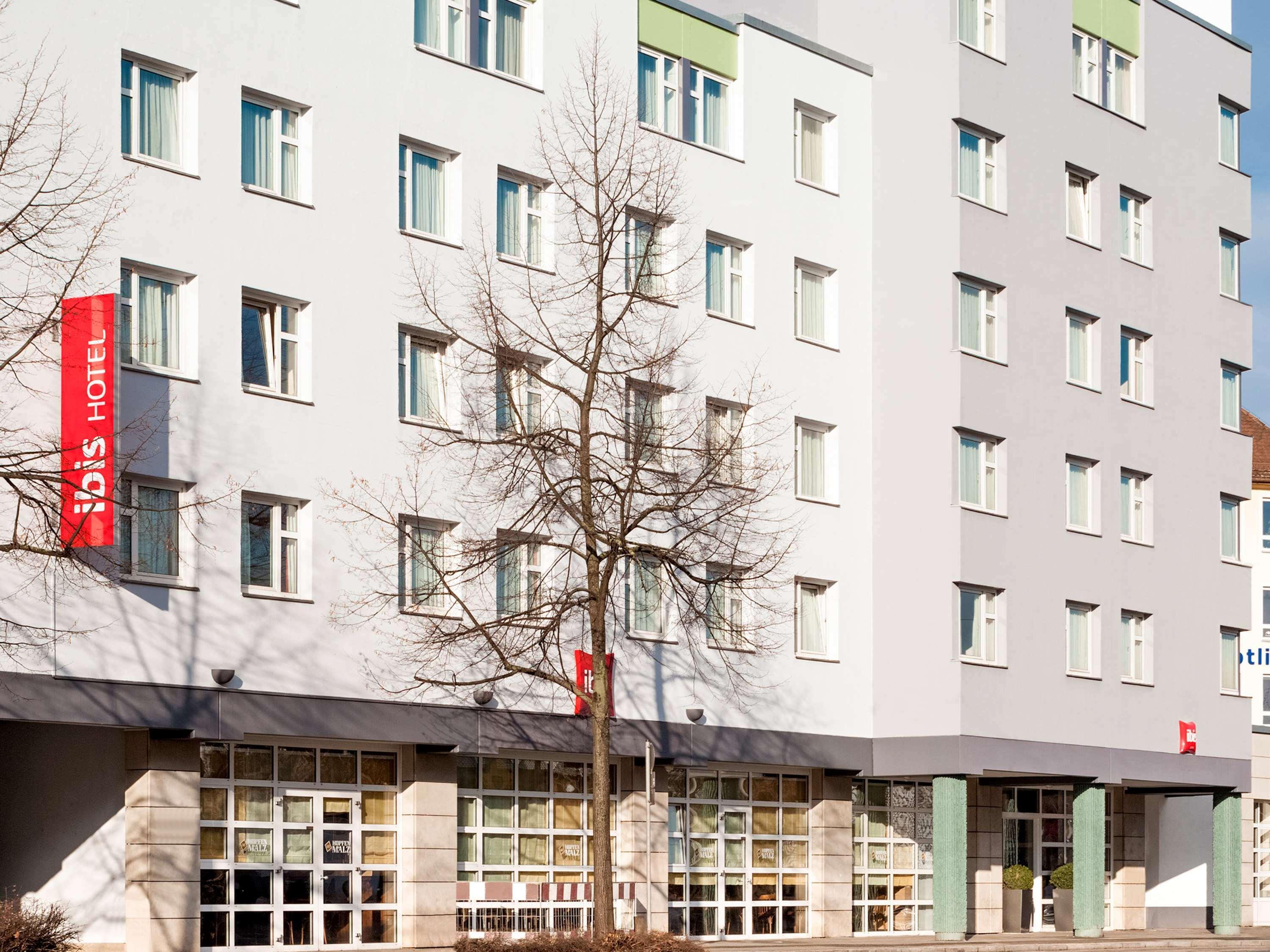 Vista Exterior ibis Nuernberg City am Plaerrer