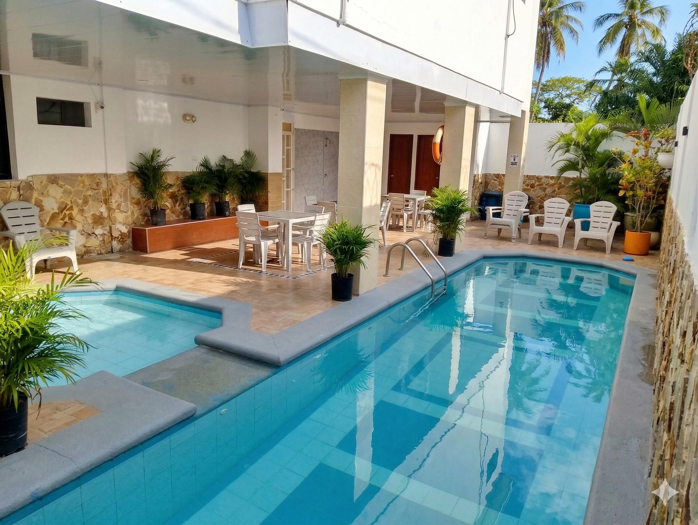 Vista Piscina Olas del Mar Hotel by GHO Hoteles