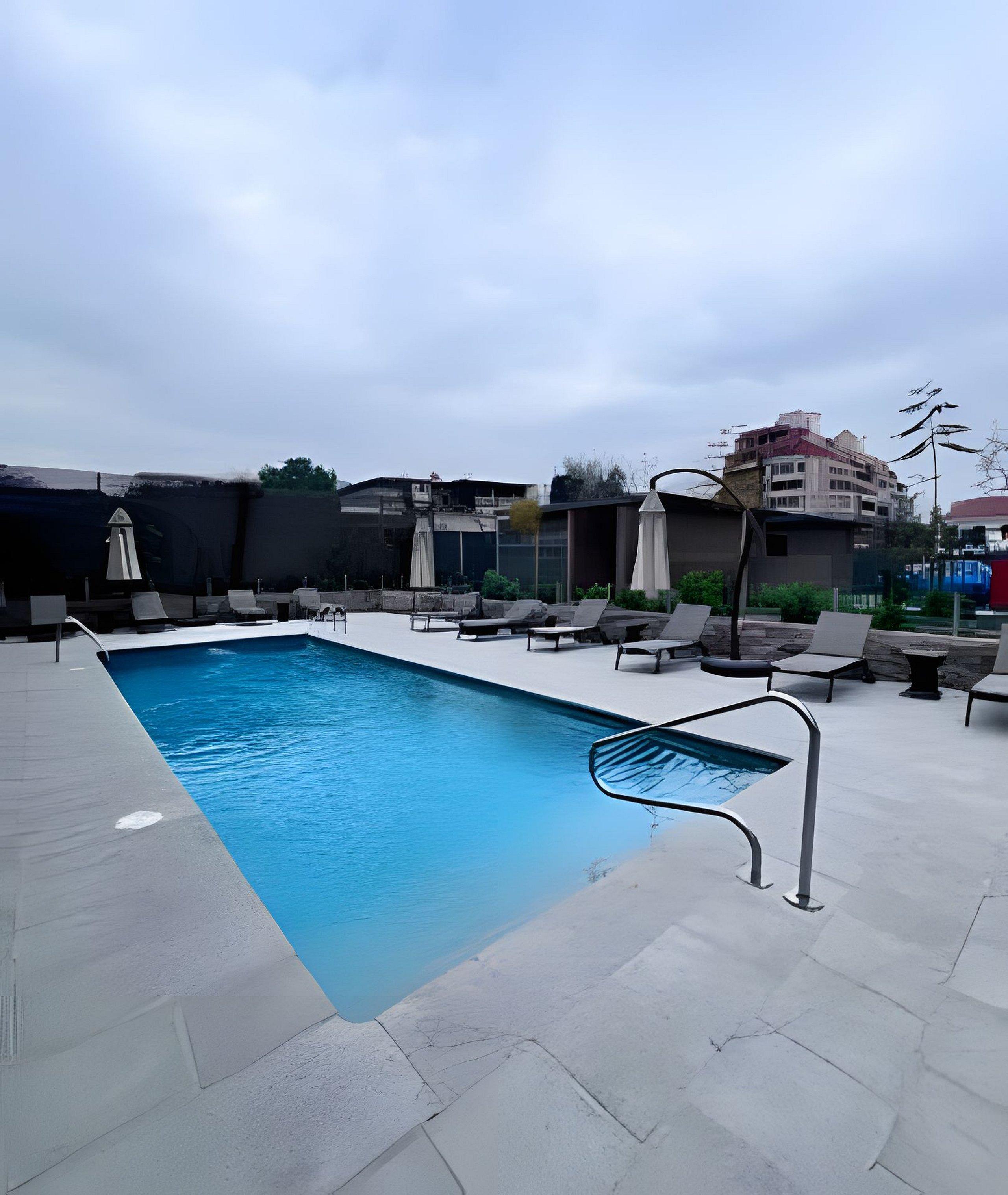 Vista Piscina Acogedor en Pedro de Valdivia