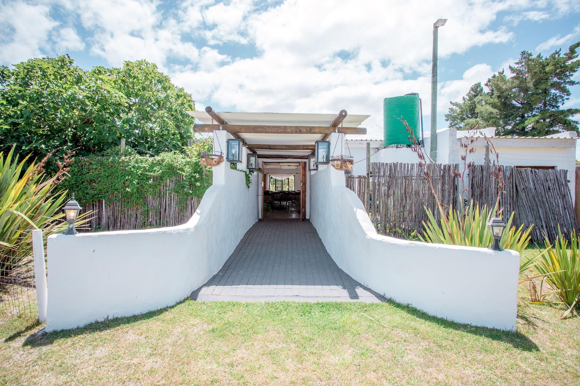 Vista Exterior Uylenvlei Retreat