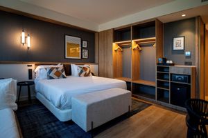 Alojamiento - Four Points by Sheraton Barcelona Airport
