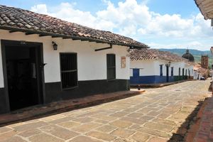 Alojamiento - HOTEL MISION SANTA BARBARA