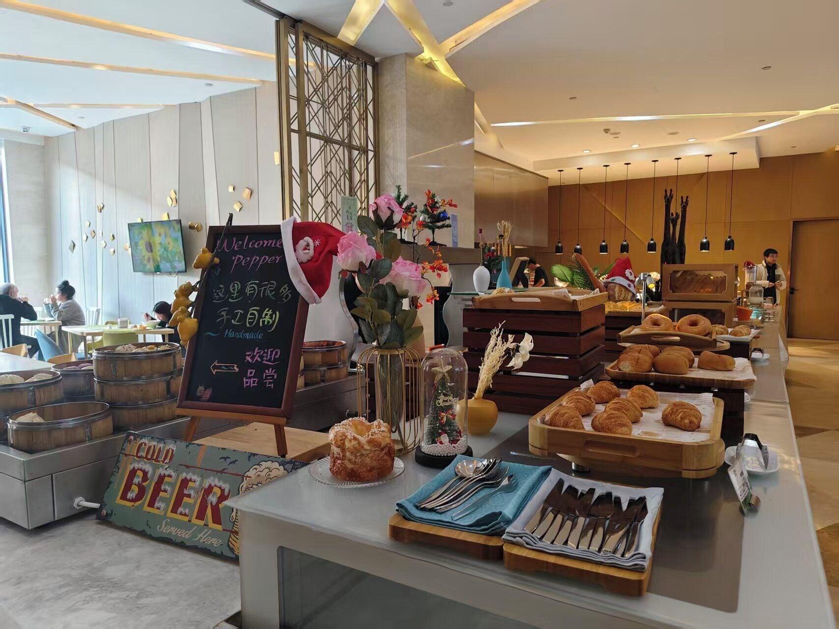 Restaurant Holiday Inn Hotel & Suites Langfang New Chaoyang by IHG