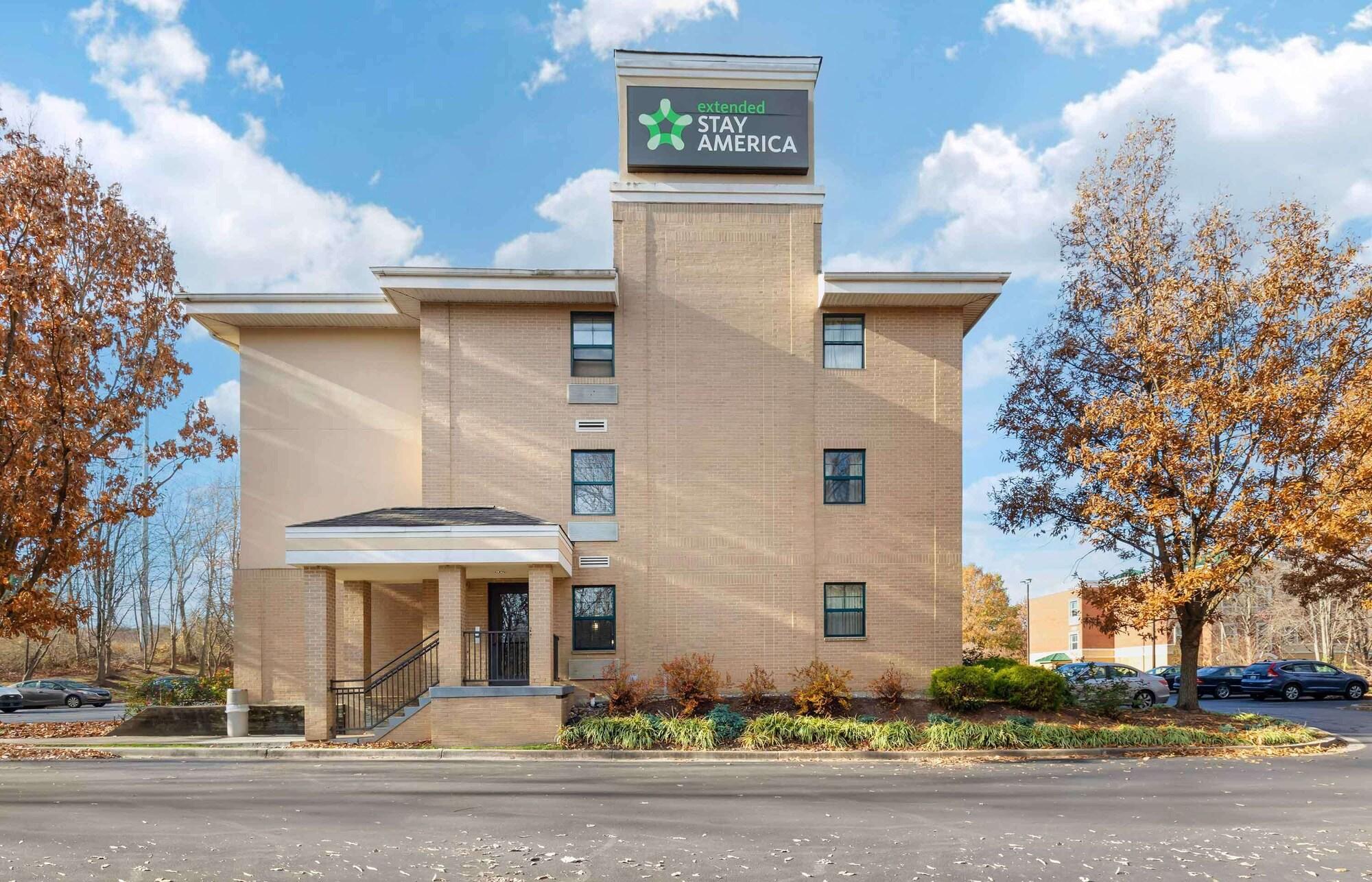 Vista Exterior Extended Stay America Suites Washington DC Gaithersburg N
