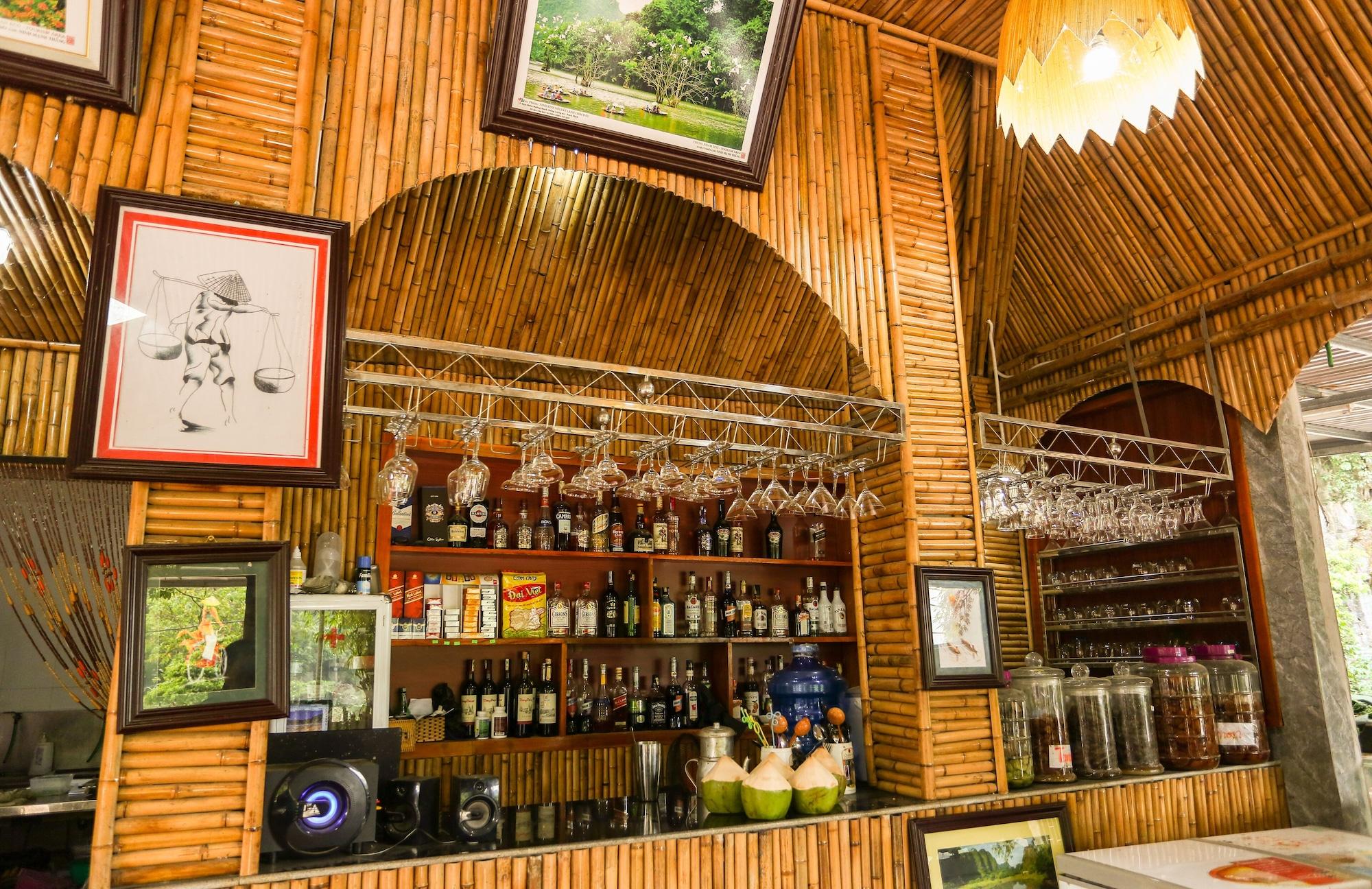 Bar/Salón Quoc Khanh Bamboo Homestay - Hostel