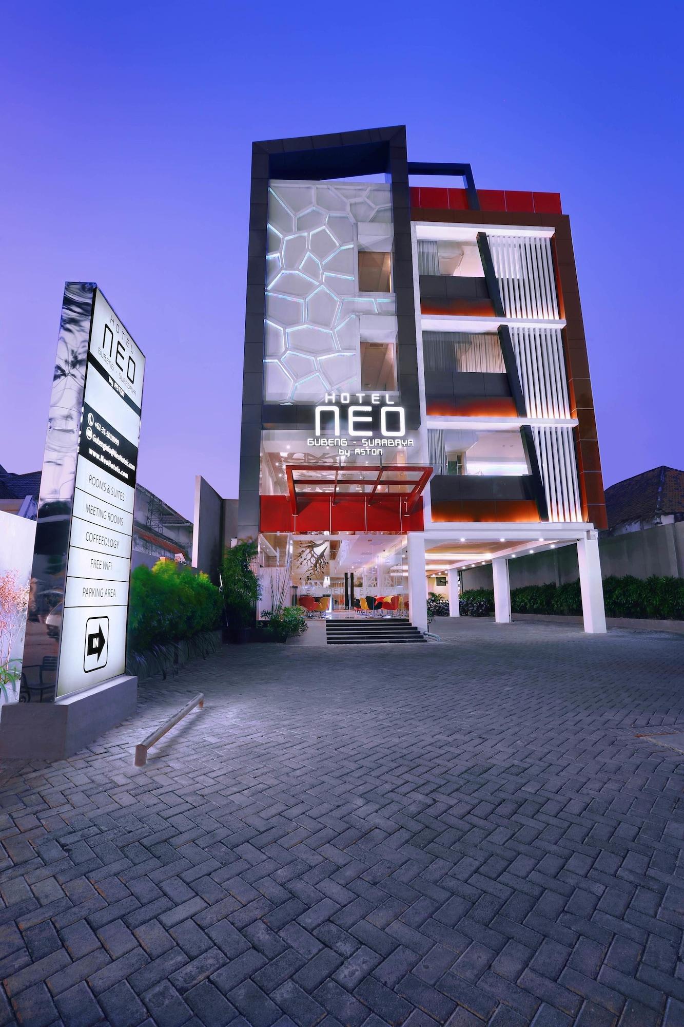 Vista Exterior Hotel Neo Gubeng - Surabaya by ASTON
