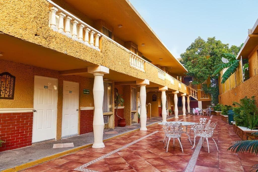 Varios Hotel Suites Ejecutivas