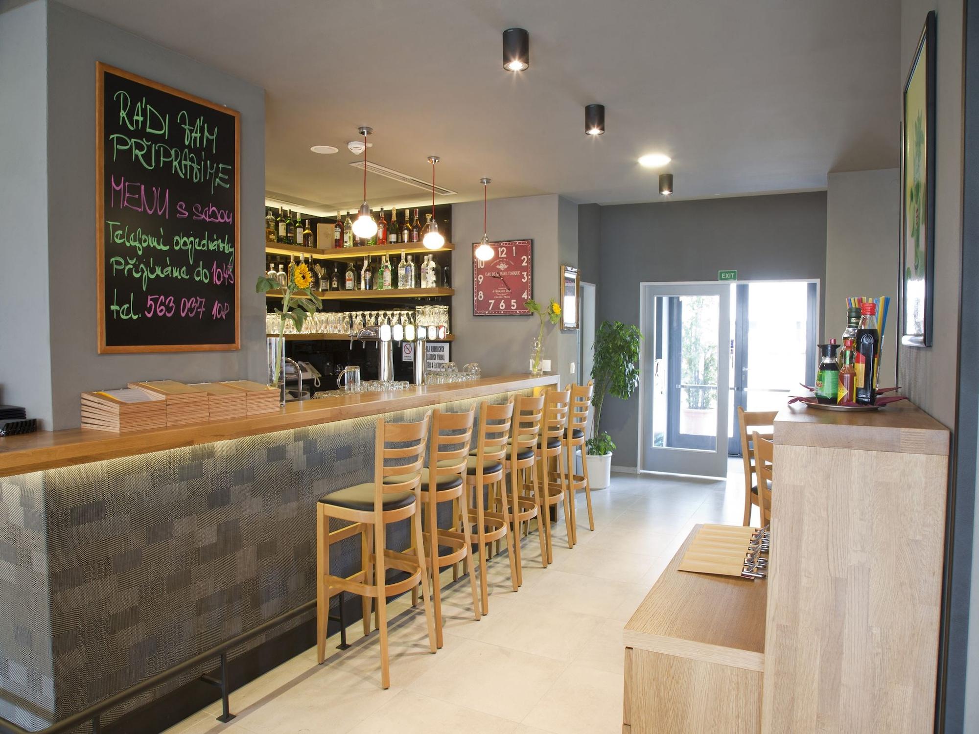 Bar/Salón EA Business Hotel Jihlava