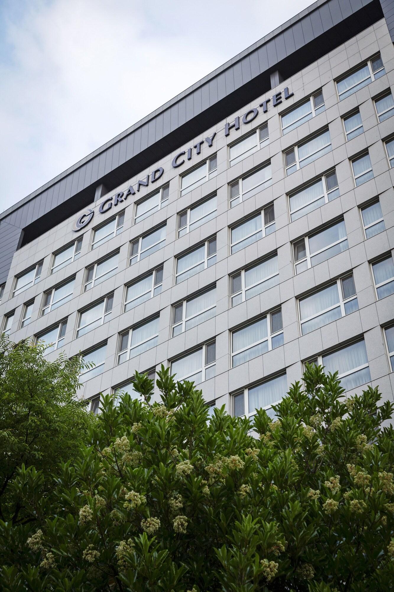Vista Exterior Grand City Hotel Changwon