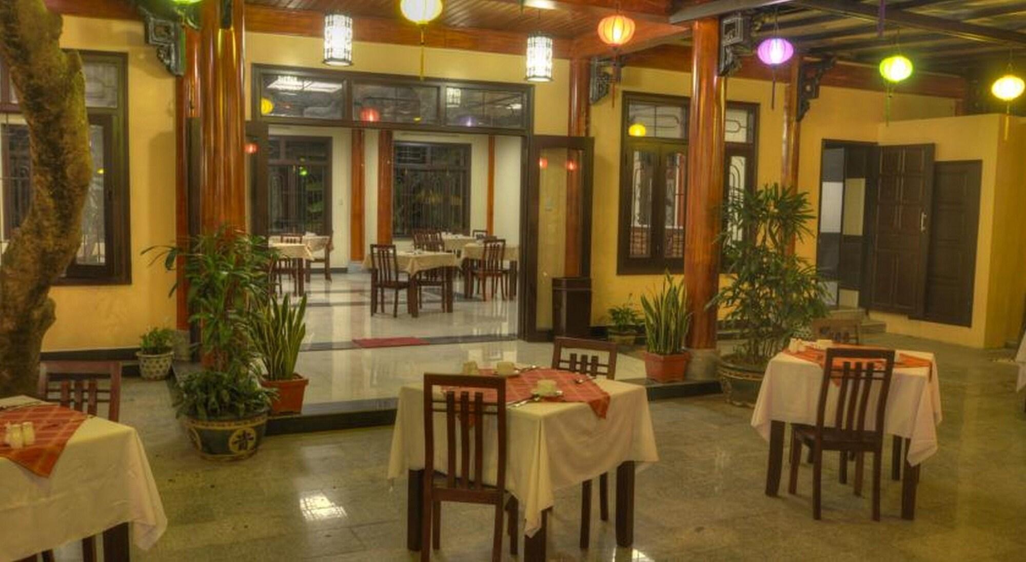 Bar/Salón Huy Hoang Garden Hotel