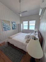 Alquiler Vacacional - Crystal Lake Effect - Private Direct Lakefront!