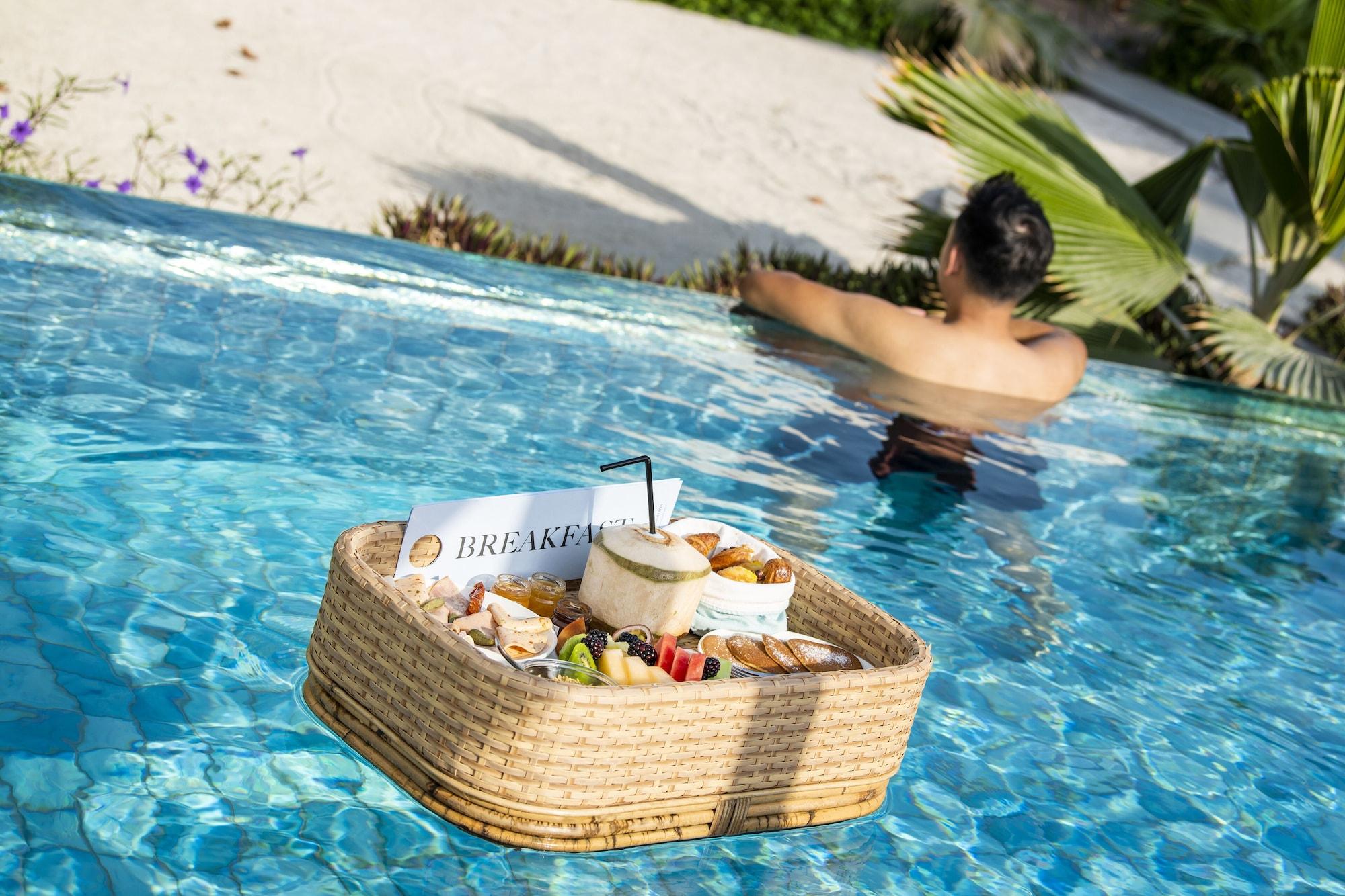 Restaurant The Ritz-Carlton Ras Al Khaimah, Al Hamra Beach