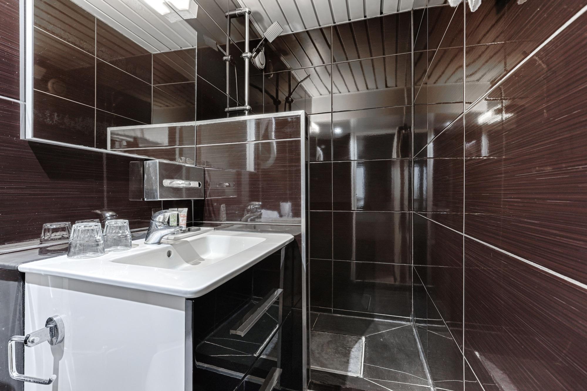 Equipamiento de Habitación Hôtel Léman Opéra