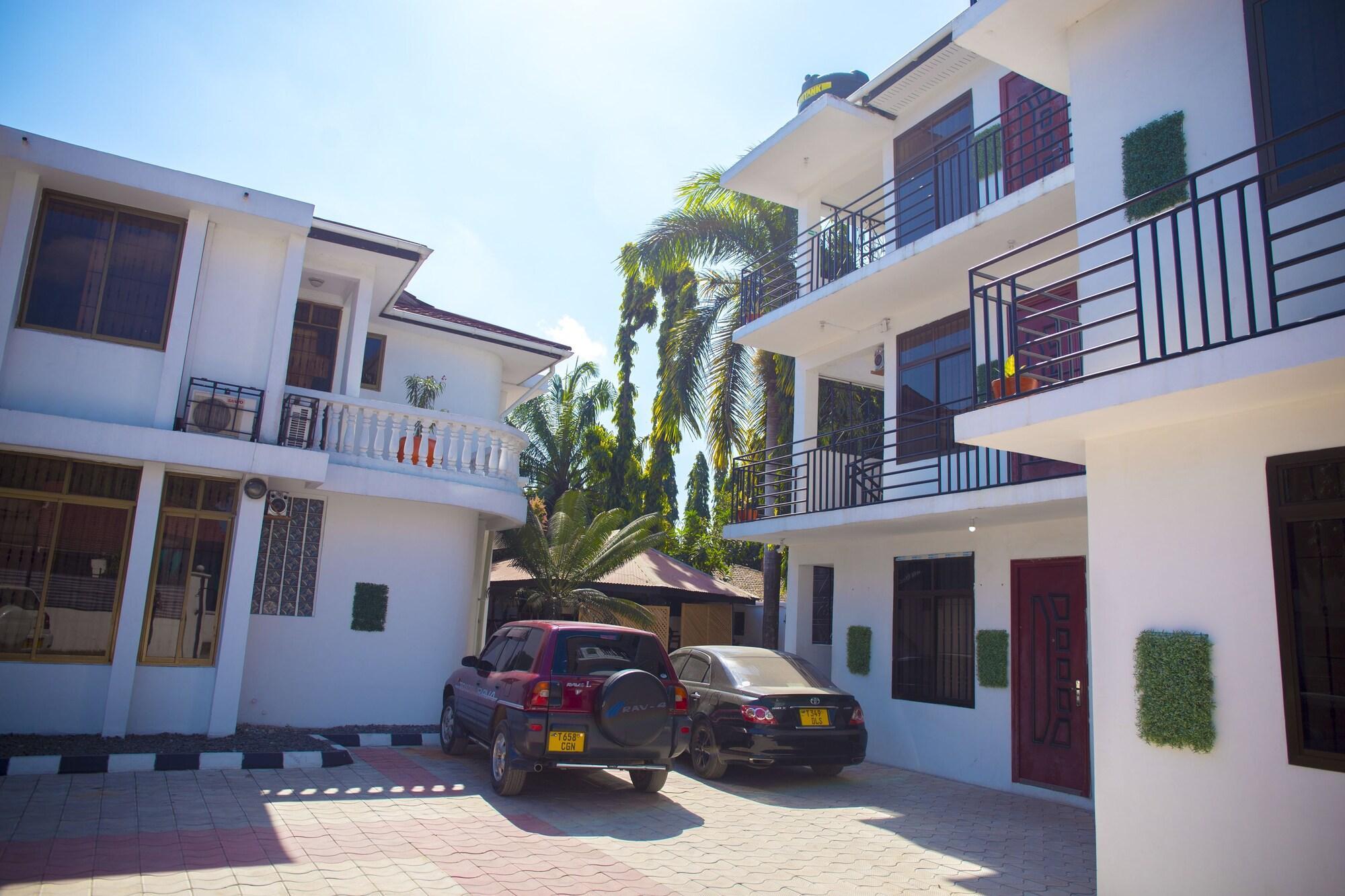 Vista Exterior Mikocheni Condo Hotel