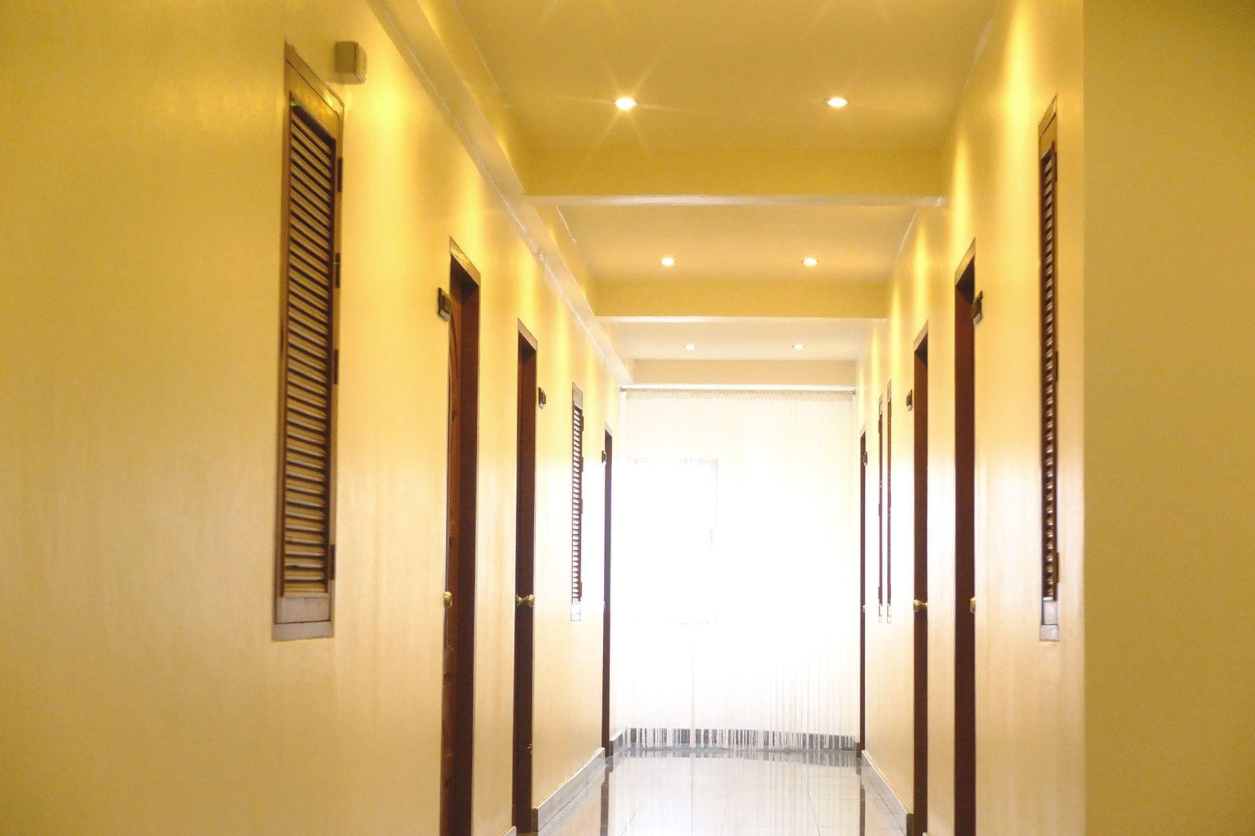 Varios PJ Inn Pattaya