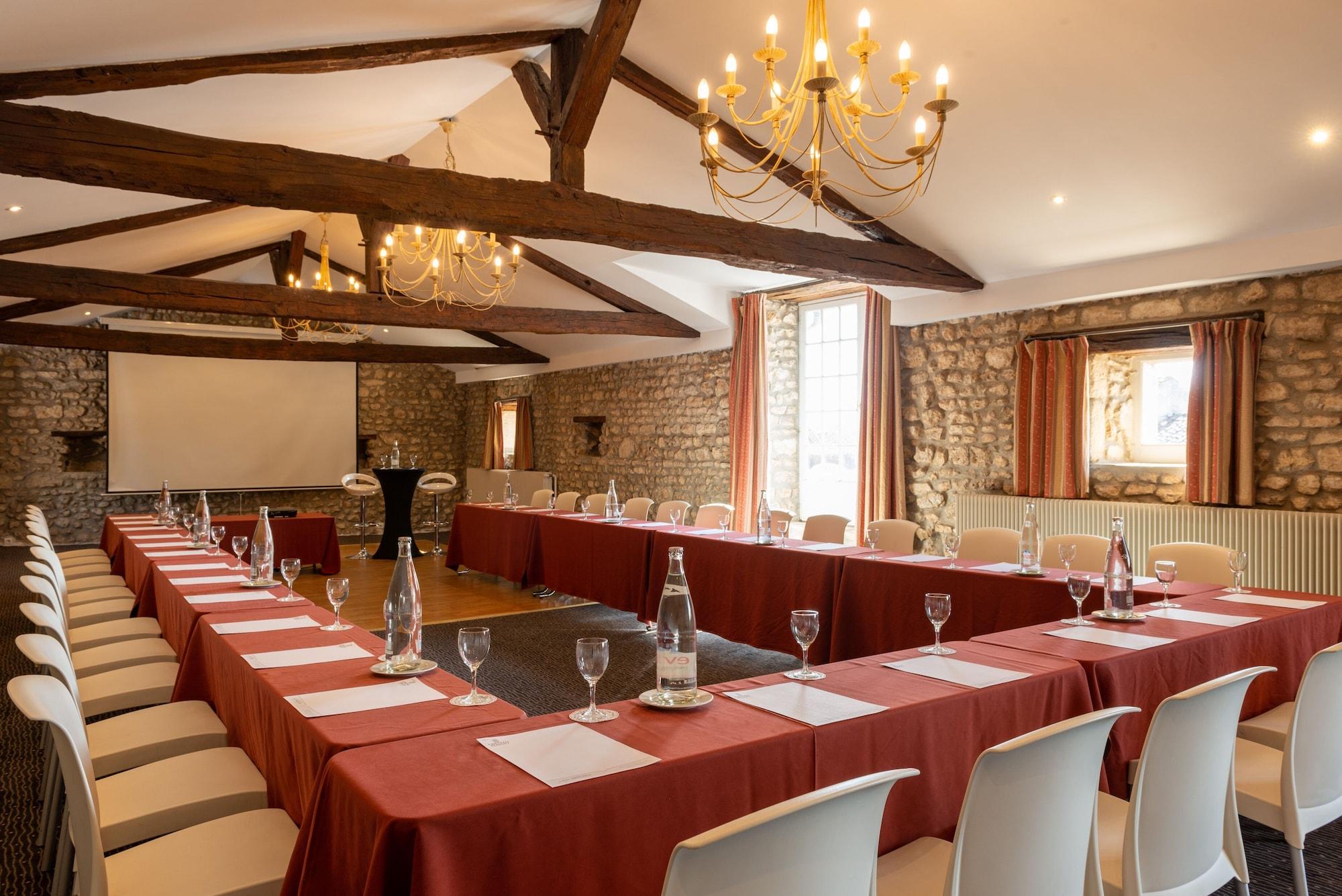 Salón de Baile Château de Périgny, The Originals Relais