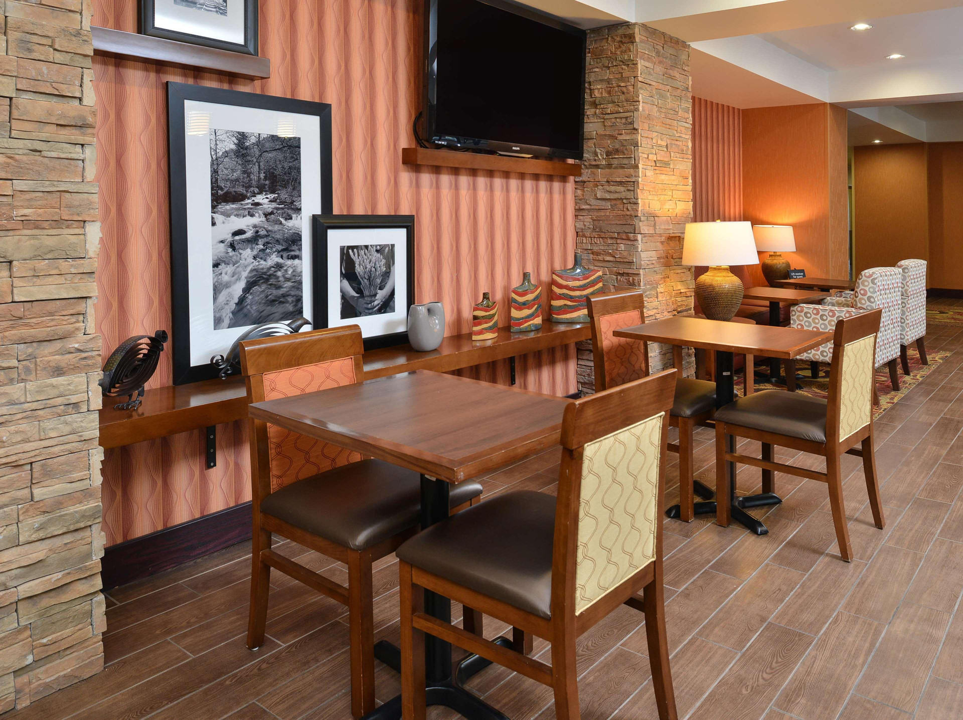 Vista Lobby Hampton Inn Ottumwa