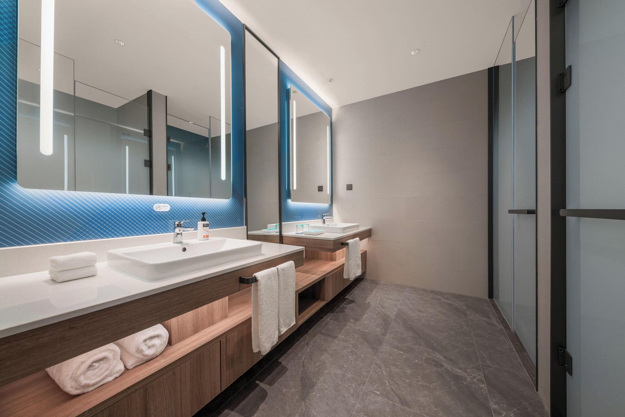 Equipamiento de Habitación Holiday Inn Express Shenzhen Futian Center by IHG