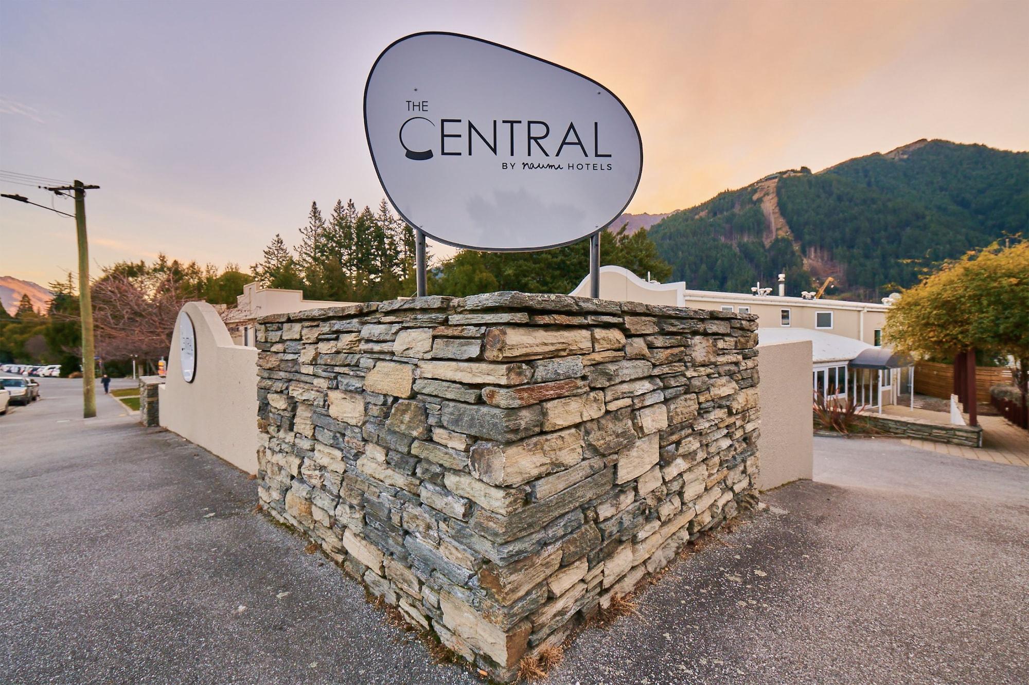 Vista Exterior The Central Hotel Queenstown, A Naumi Chapter