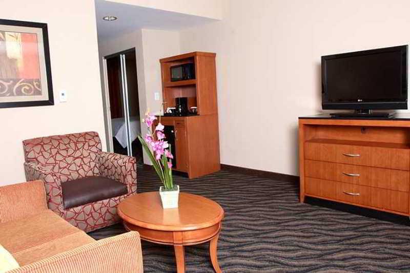 Vista Exterior Hilton Garden Inn Chesapeake/Suffolk 