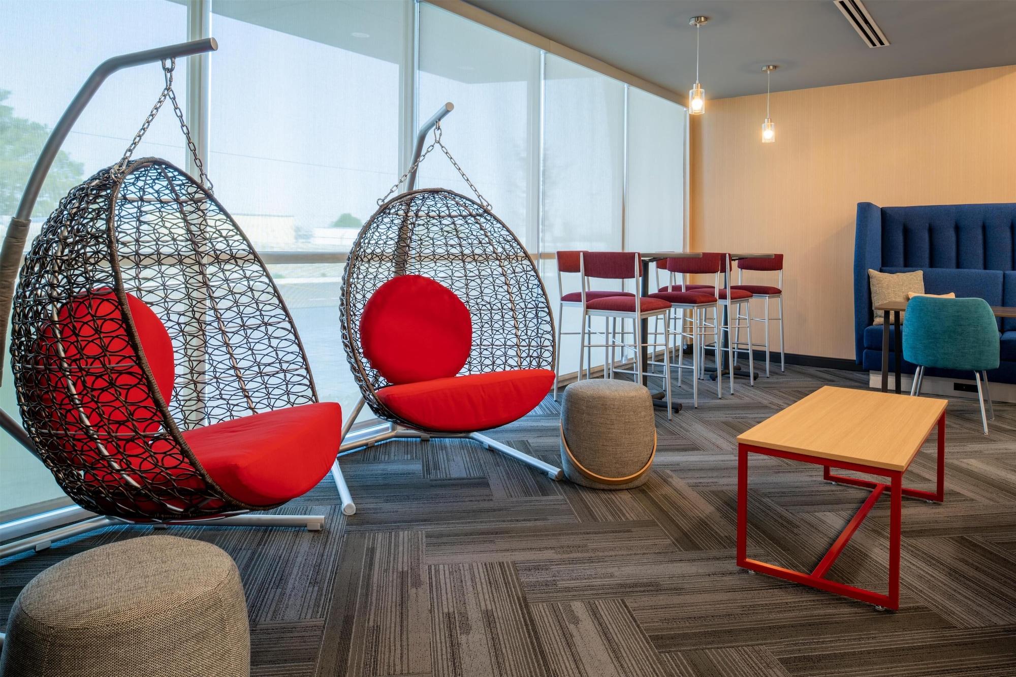 Vista Lobby Tru by Hilton El Paso Airport