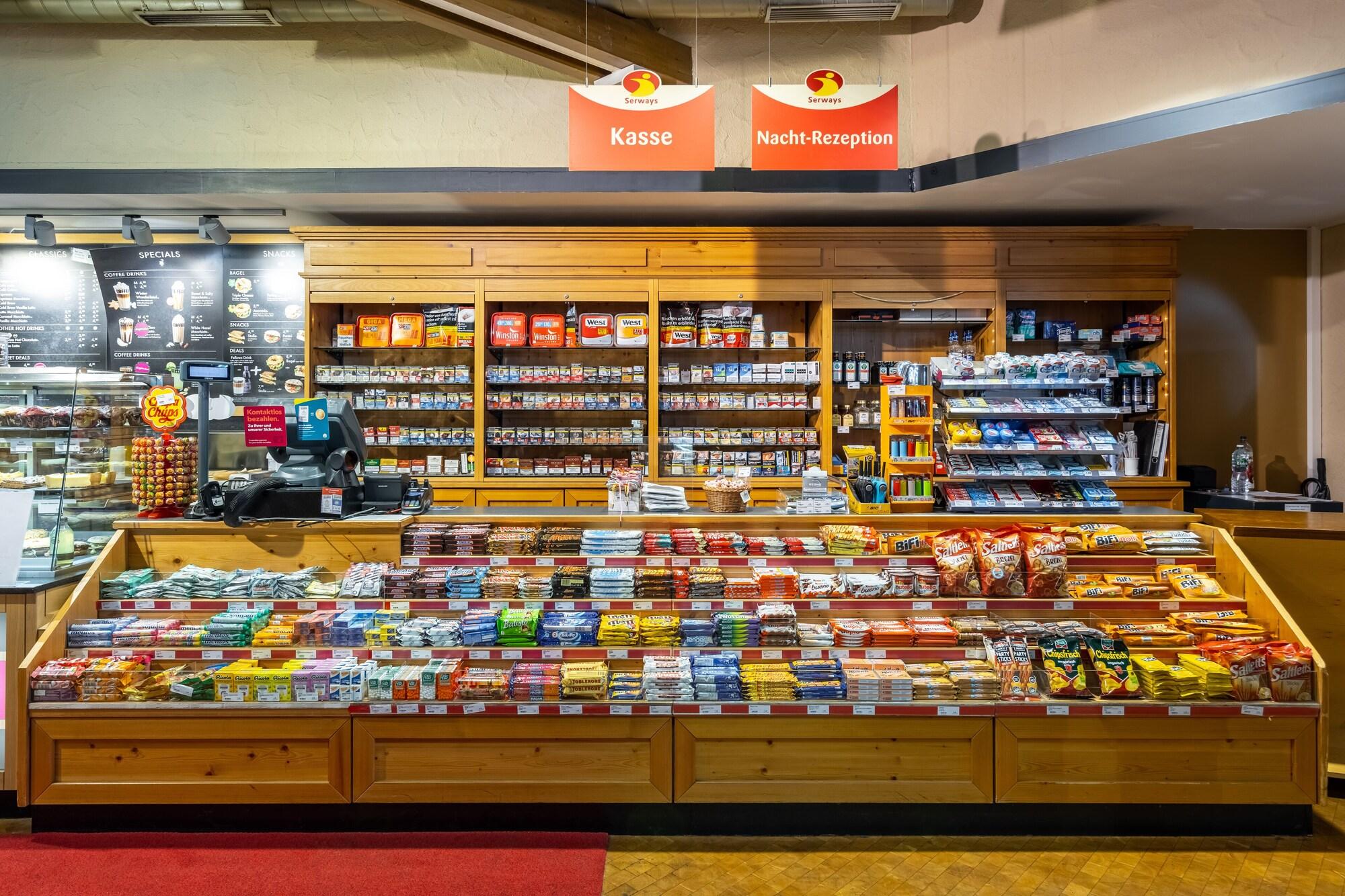 Bar/Salón Raststättenhotel Baden-Baden