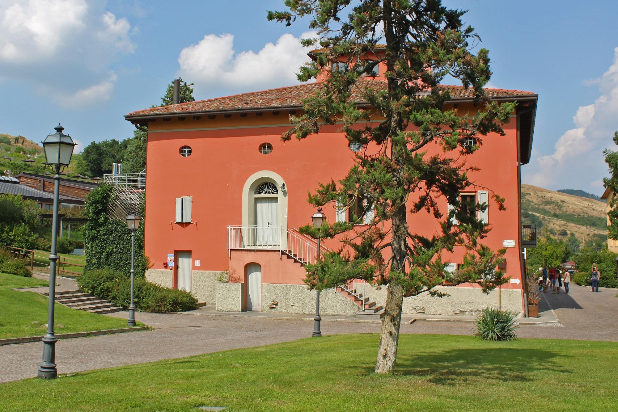 Vista Exterior Villaggio della Salute Più