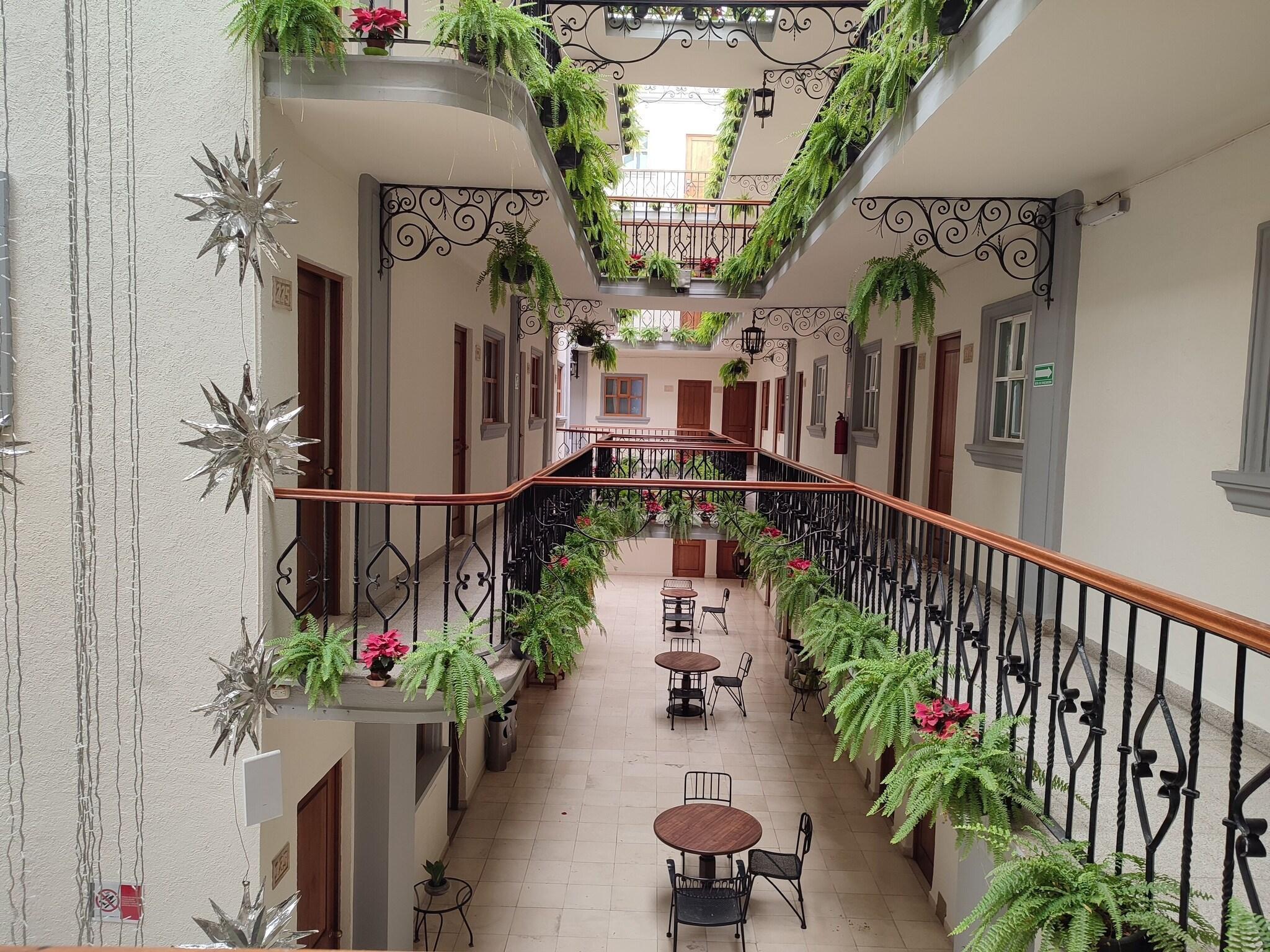 Vista Lobby Hotel Marques del Valle