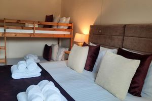 Alquiler Vacacional - Devon Holiday Home. Hot Tub, Play Area & games Room Country Views. 12 Guests