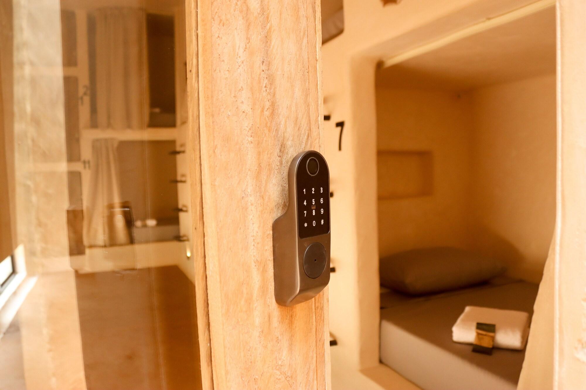 Vista Lobby Secret Beach Hostel