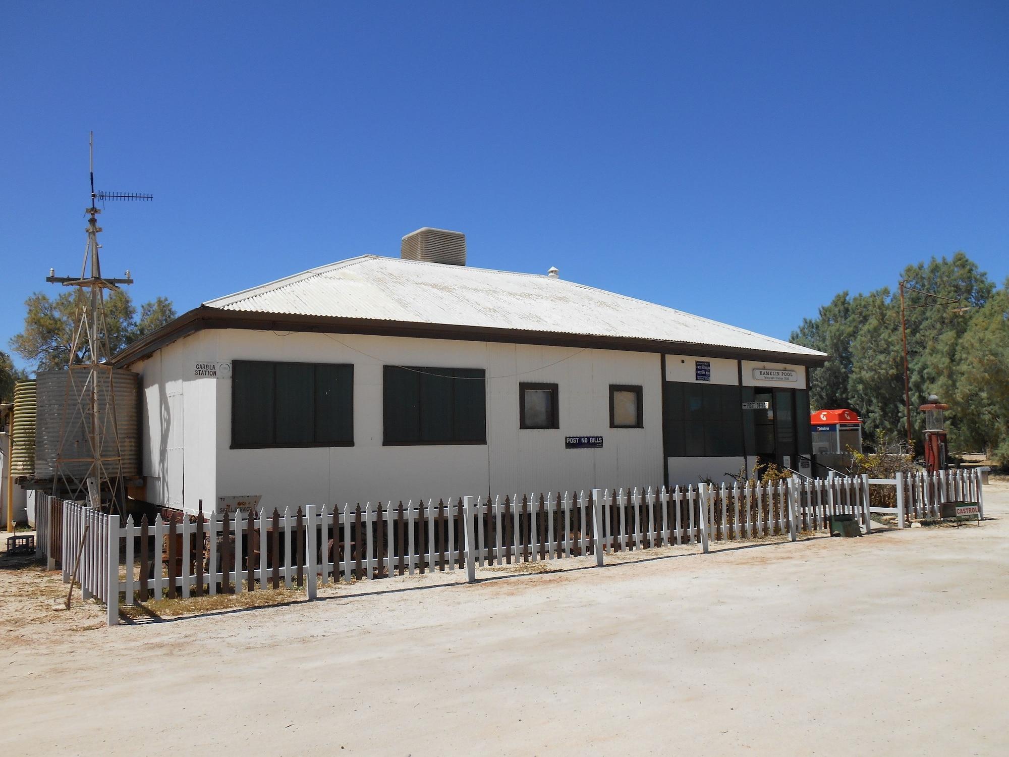 Varios Hamelin Pool Caravan Park