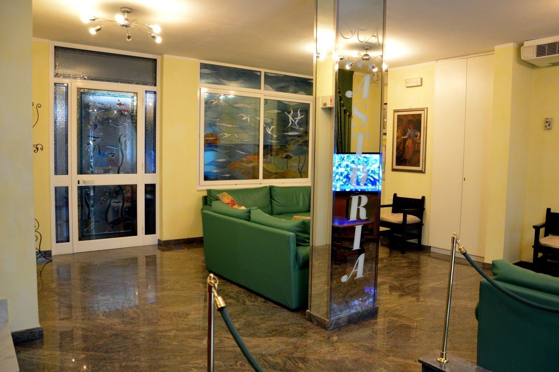 Comodidades del Alojamiento Hotel Astoria