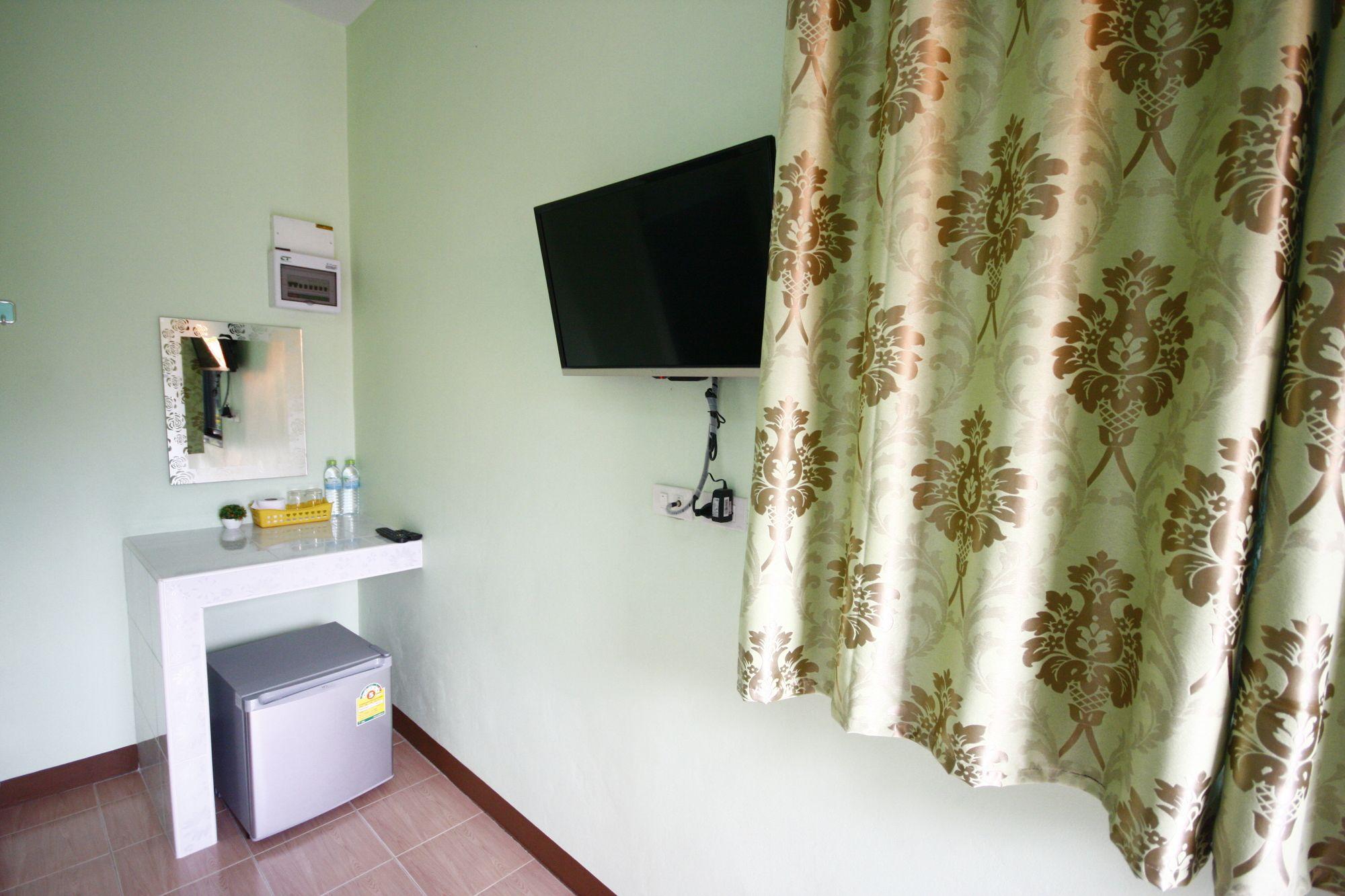 Set de Habitación AP The Resort