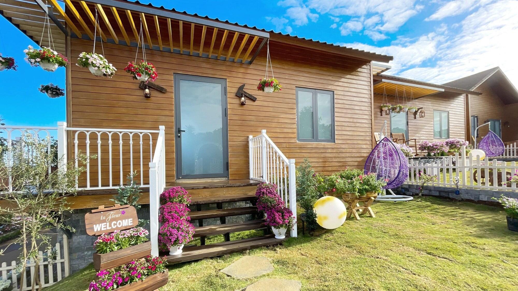 Vista Exterior La Fleur Glamping Bao Loc