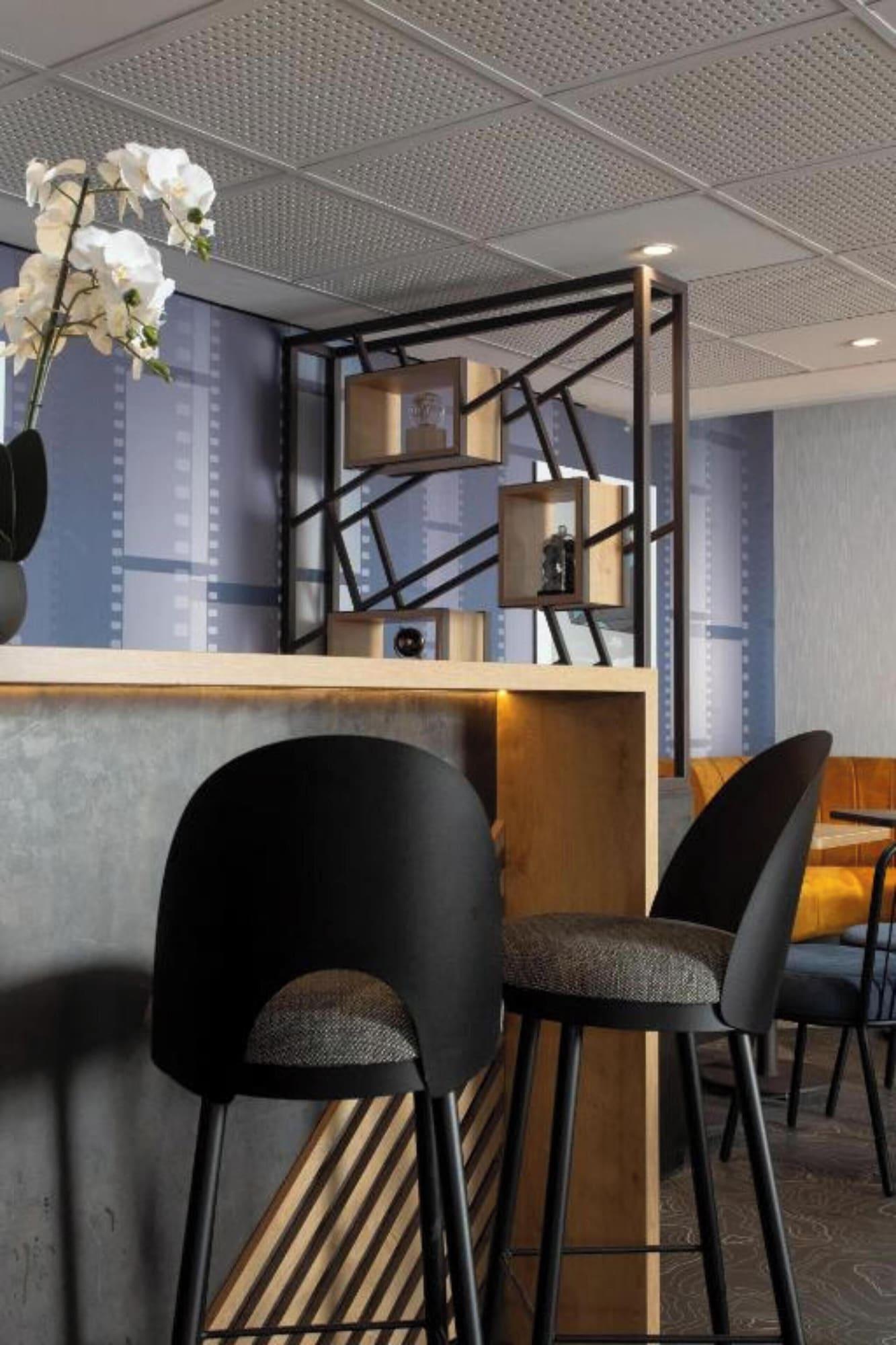 Bar/Salón ACE Hôtel Lyon Vénissieux