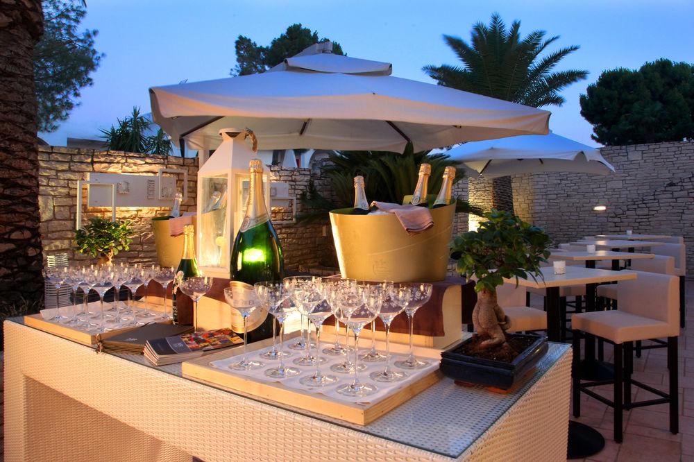 Bar/Salón Memory Resort