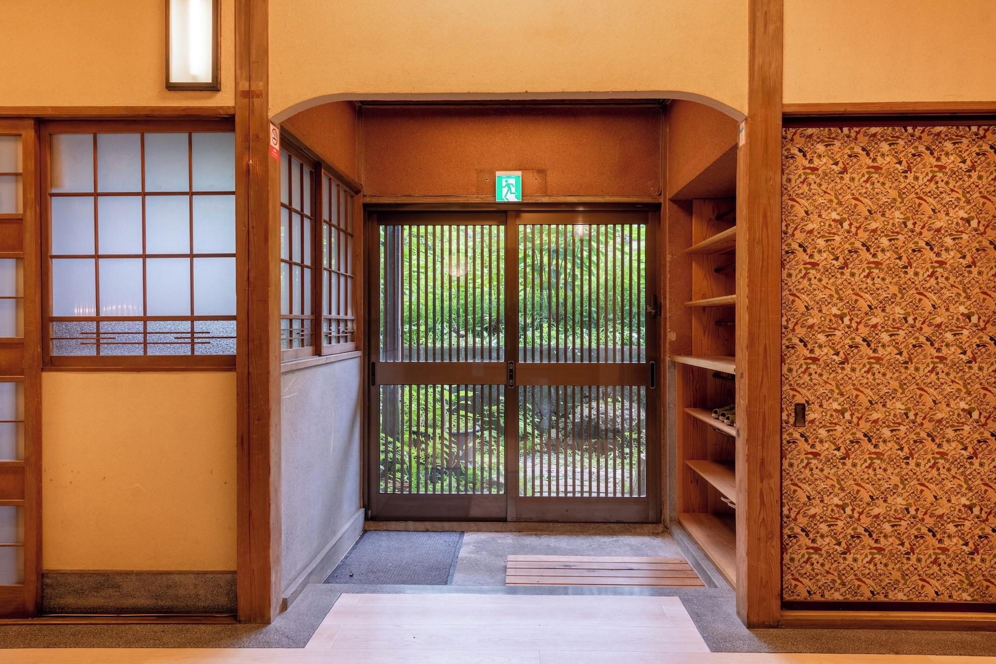 Vista Lobby Kikusui