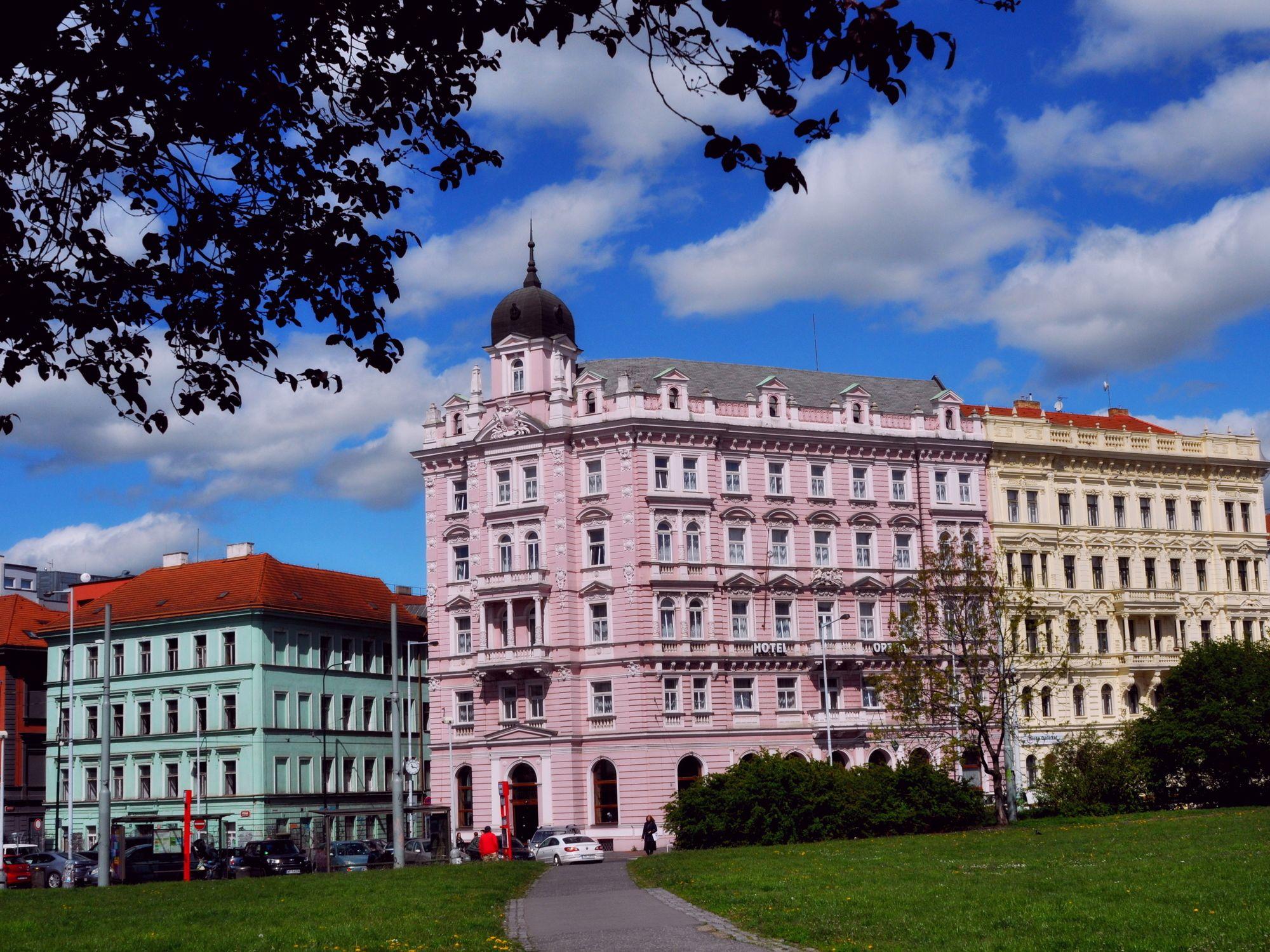 Vista Exterior Hotel Opera Prague
